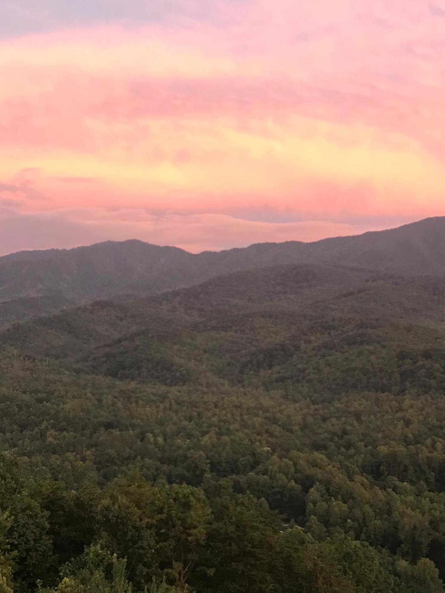Ferienwohnung Stairway To Heaven, Breathtaking Mtn Views Indoor Pool & Hot Tub Gatlinburg Exterior foto